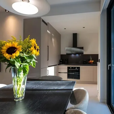 Riverside Apartman *